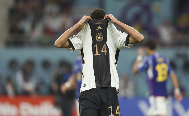  穆西亚拉替补建功拜仁惊险战胜法兰克福