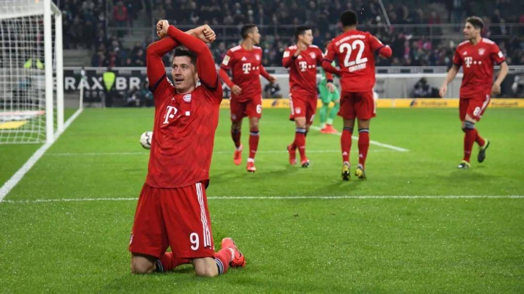  门兴格拉德巴赫爆冷战胜拜仁引发联赛震动